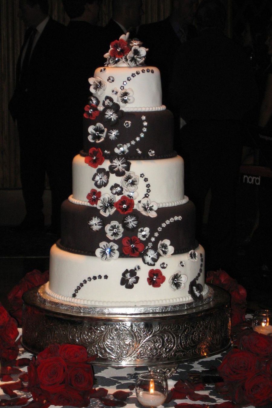 Black Wedding Cakes
 Red White And Black Round Wedding Cake CakeCentral