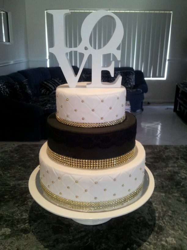 Black White And Gold Wedding Cakes
 Black White and Gold Wedding Cake Ideas for K & N