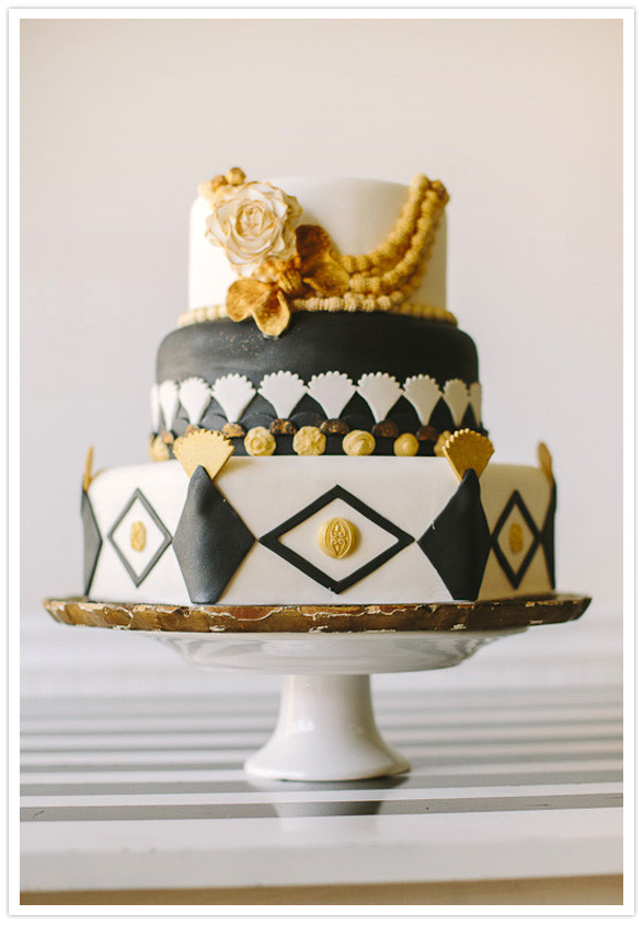 Black White And Gold Wedding Cakes
 Black white & gold New Year s wedding ideas