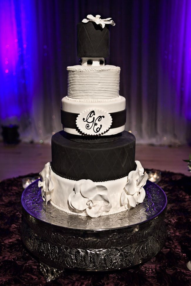 Black White Wedding Cake
 Floid s blog Stephanie John 39s Calla Lily Chocolate and