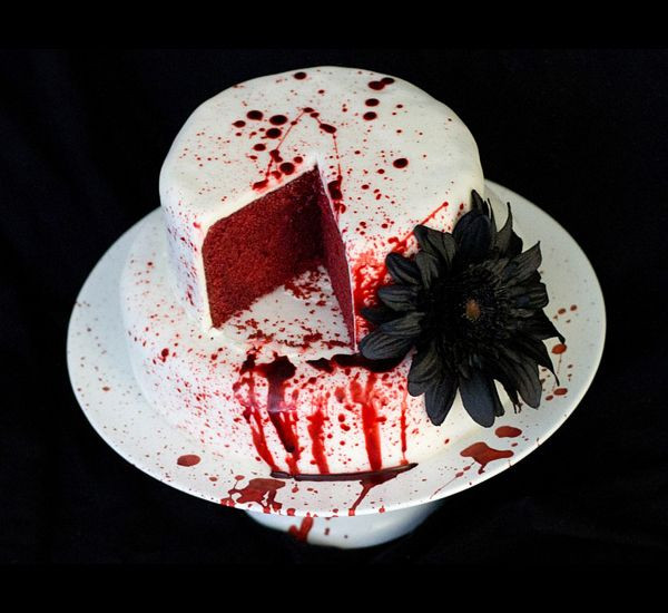 Bloody Wedding Cakes
 Red Velvet Bloody Wedding Cake Make It Like a Man