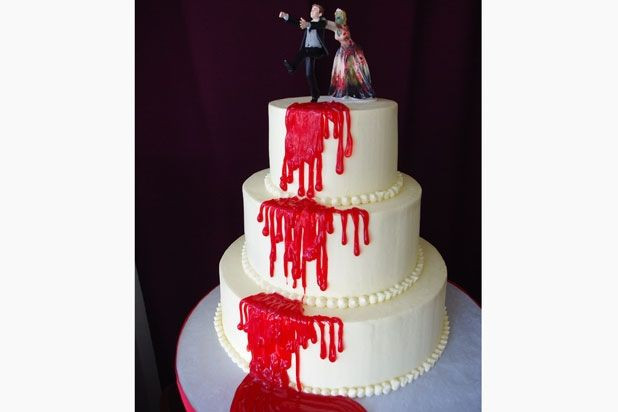 Bloody Wedding Cakes
 8 Horrifying Wedding Cakes Slideshow