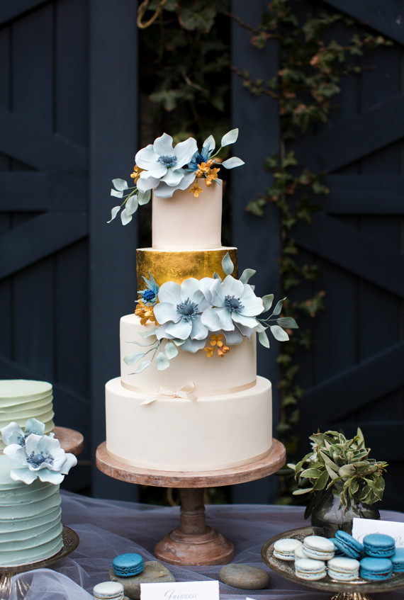 Blue and Gold Wedding Cakes the top 20 Ideas About 14 Fabulous Wedding Cakes with Modern Flair Roxy S Kitchen