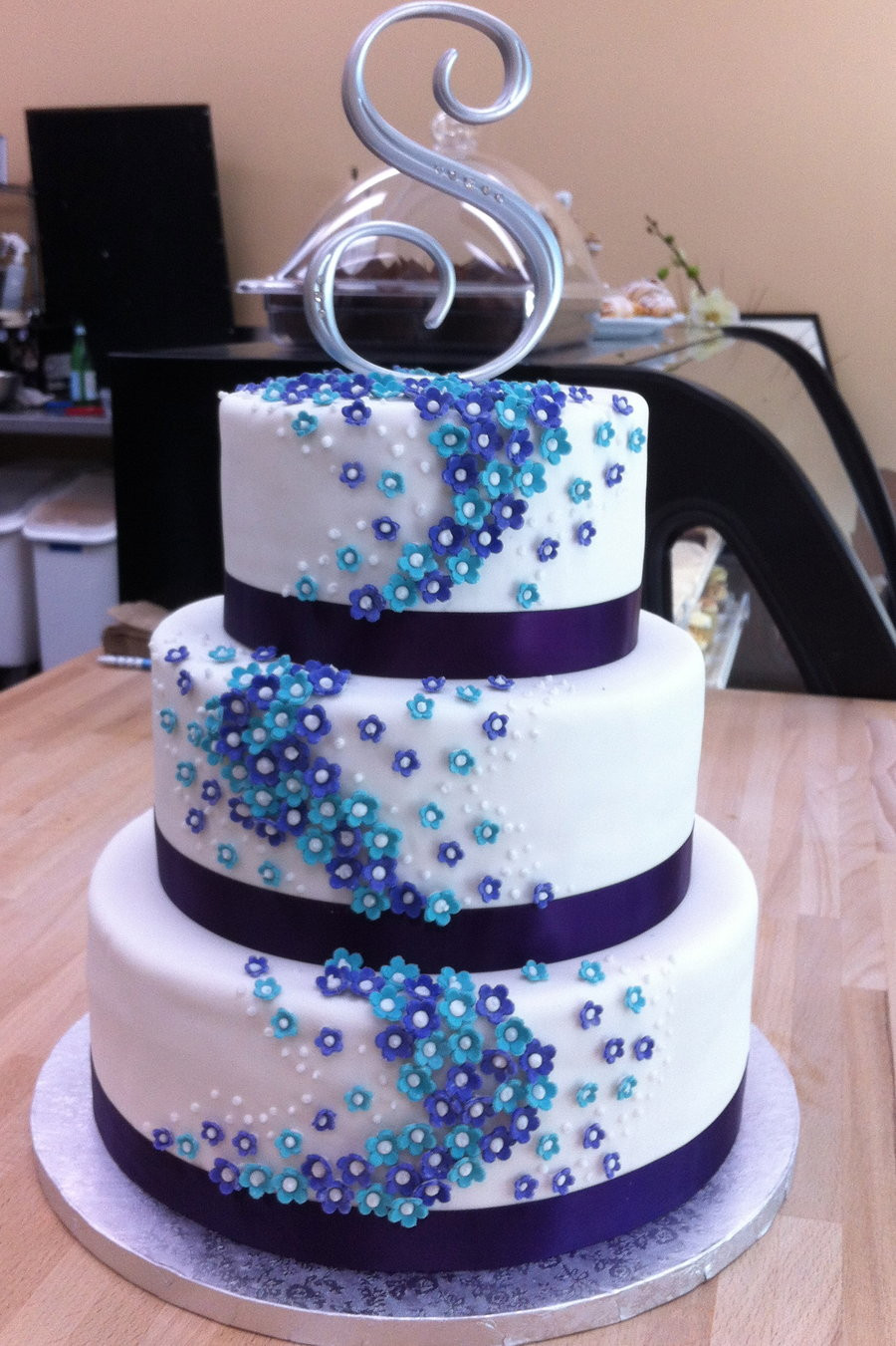 Blue And Purple Wedding Cakes
 England prefers Blue to Black for Formal Occassions