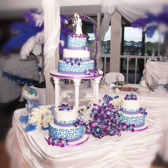 Blue And Purple Wedding Cakes
 Purple and blue wedding cakes idea in 2017