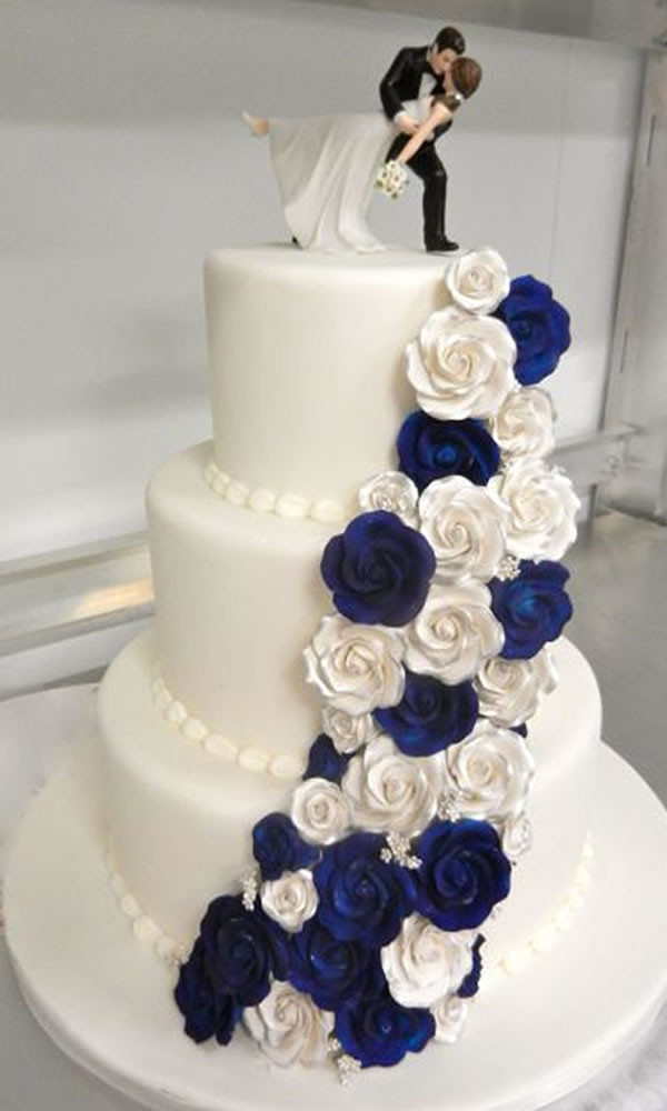 Blue And White Wedding Cakes
 Wedding Cake Blue and White Rose