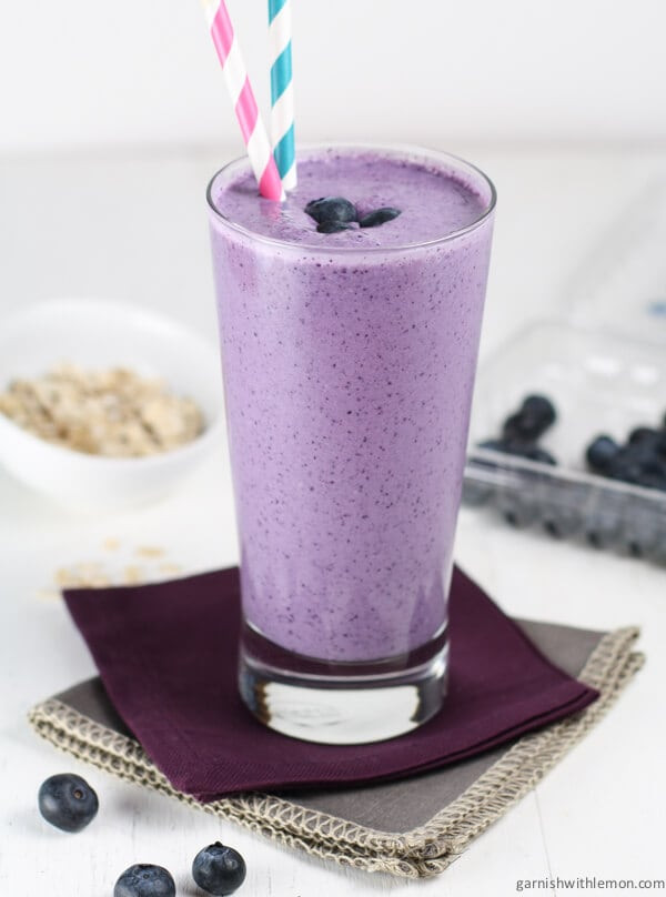 Blueberries Smoothies Healthy
 Blueberry Oatmeal Smoothie Garnish with Lemon