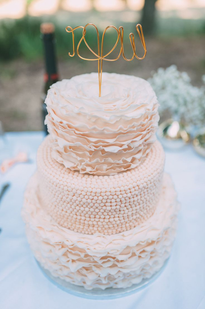 Blush Pink Wedding Cakes
 Blush Wedding Cakes for the Discriminating Bride Mon