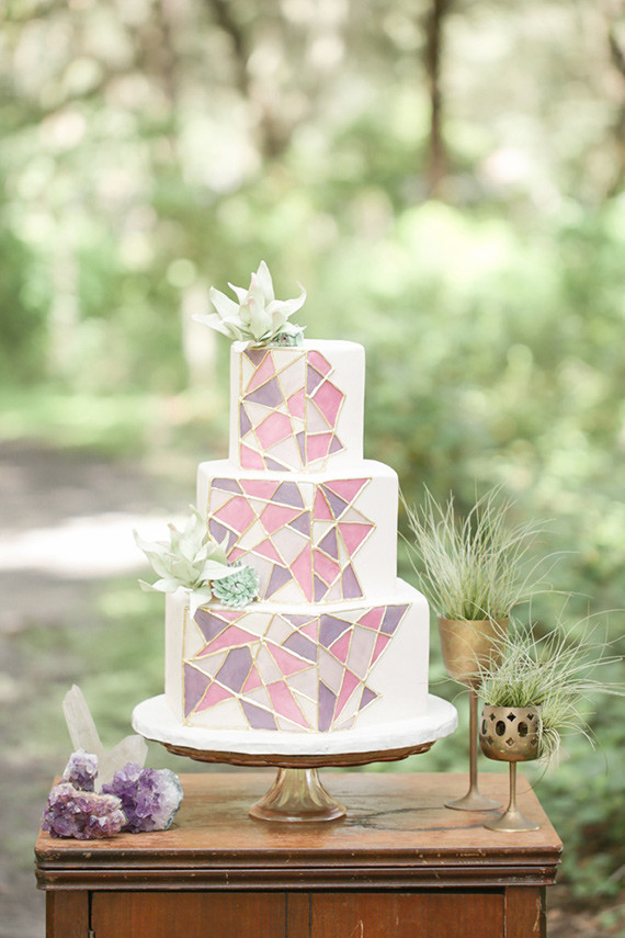 Bohemian Wedding Cakes
 Modern bohemian wedding inspiration