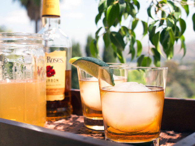 Bourbon Drinks For Summer
 This Bourbon Punch Is Summer Ready