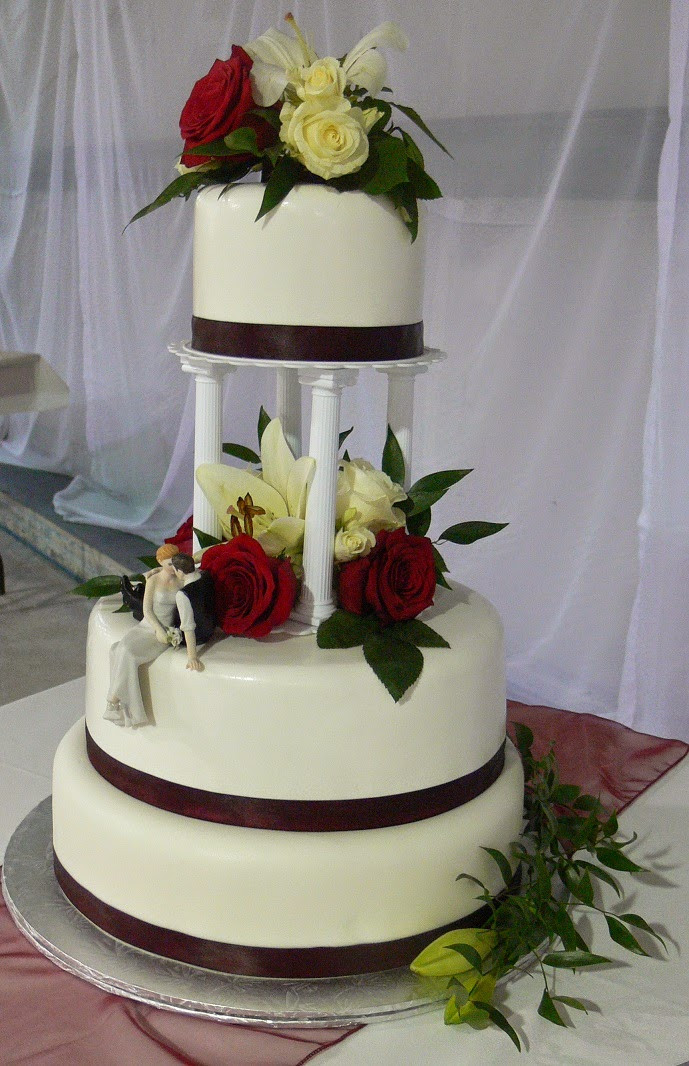 Burgundy And White Wedding Cake
 Ultimately Chocolate CAKES Traditional Burgundy and White