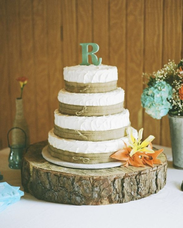 Burlap Wedding Cakes
 10 Amazing Burlap Wedding Cakes Rustic Wedding Chic