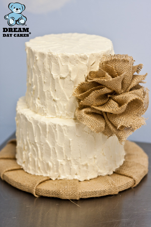 Burlap Wedding Cakes
 Yellow and Burlap Wedding