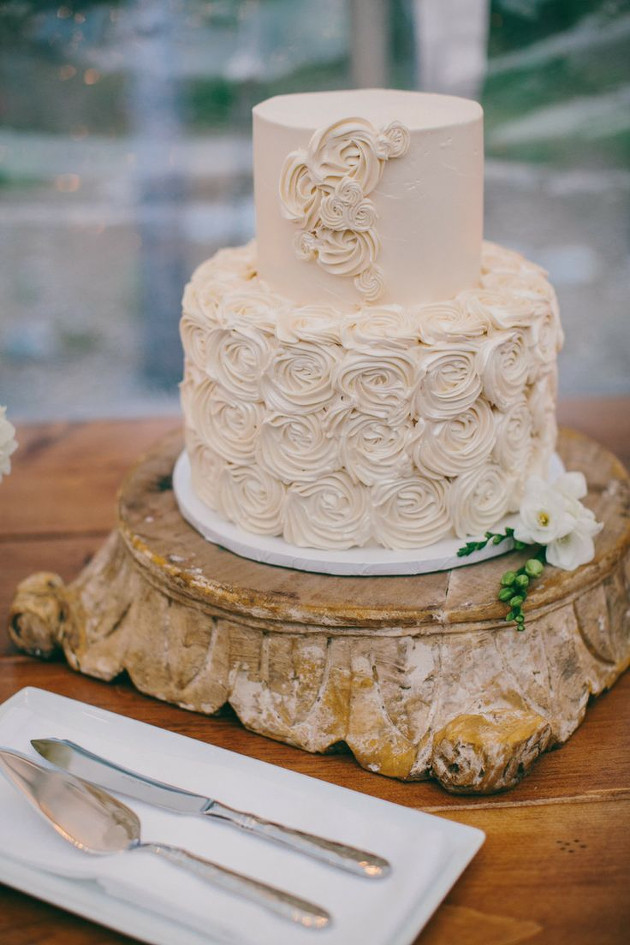 Buttercream Wedding Cakes
 Ten Elegant Wedding Cakes