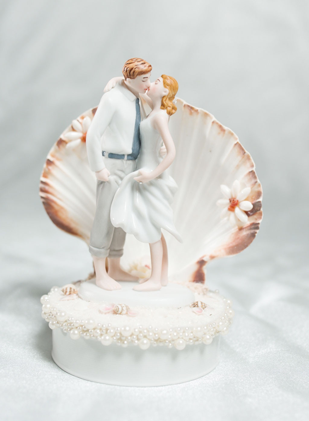 Cake Toppers For Wedding Cakes
 Beach Get Away Shell Wedding Cake Topper Wedding Cake