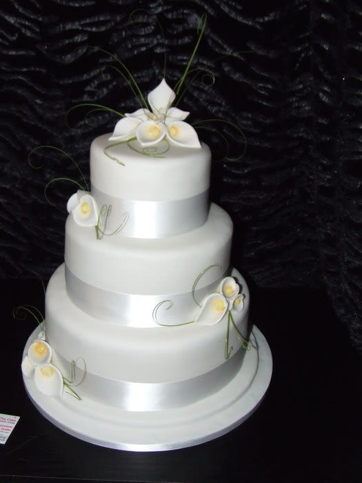 Calla Lily Wedding Cakes
 calla lily wedding cake Cake by Isabelle Young CakesDecor