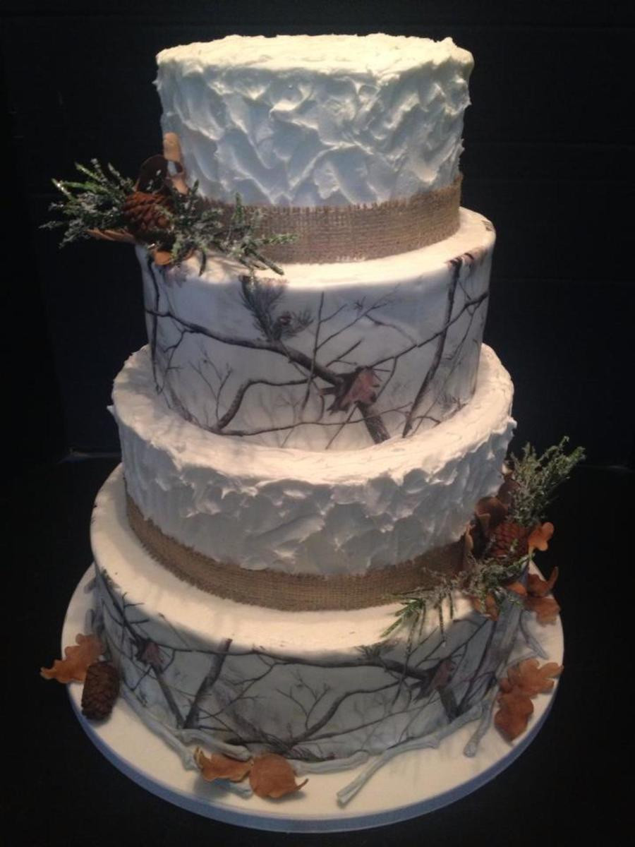 Camouflage Wedding Cakes
 Winter Camouflage Wedding Cake All Accents Are Gumpaste