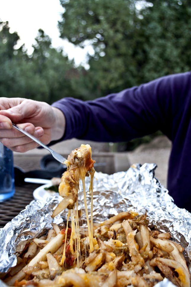 Camping Dinners For Groups
 14 Super Easy Meals to Make on Your Next Camping Trip