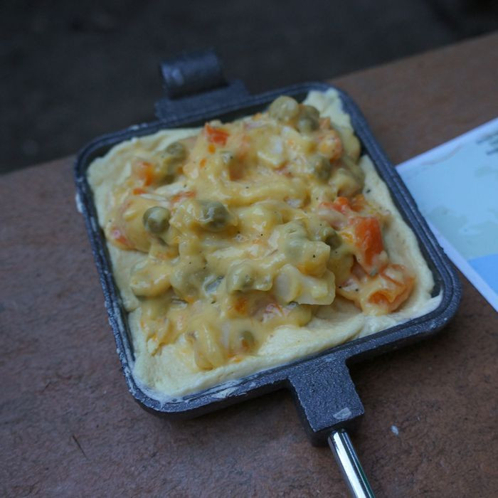 Camping Pie Iron Recipes
 1000 ideas about Hobo Pies on Pinterest