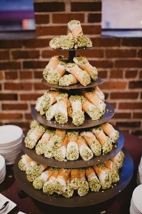 Cannoli Wedding Cakes
 40 Non Traditional Wedding Cakes You’ll Love