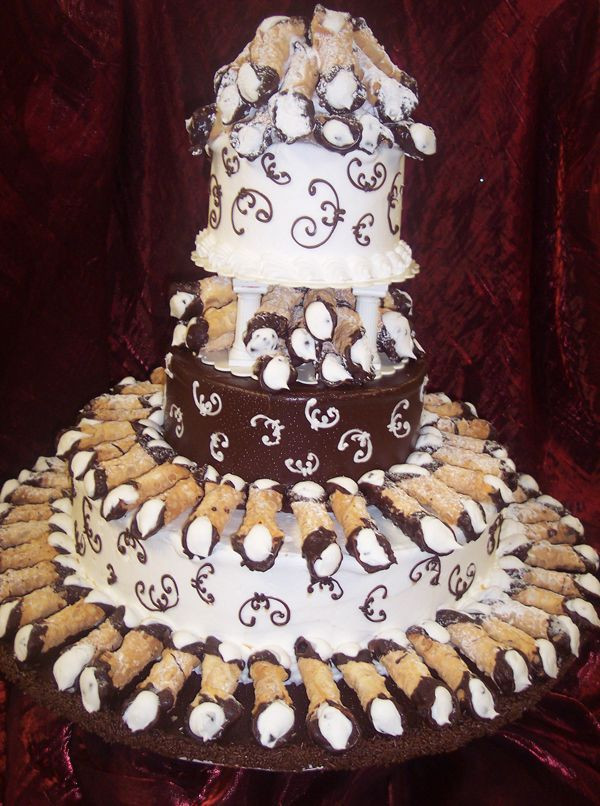 Cannoli Wedding Cakes
 Cannoli wedding cake idea in 2017