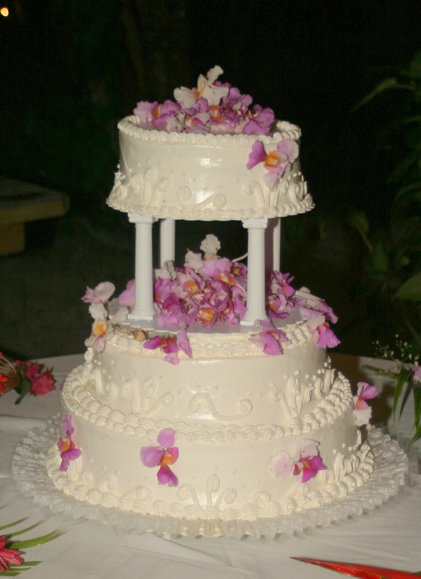 Carribean Wedding Cakes
 Caribbean Wedding Girls Utila The Bay Islands Honduras