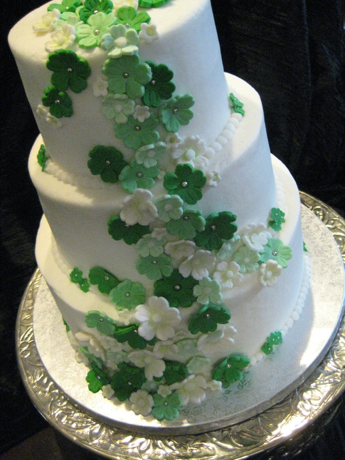 Celtic Wedding Cakes
 Irish Themed Wedding