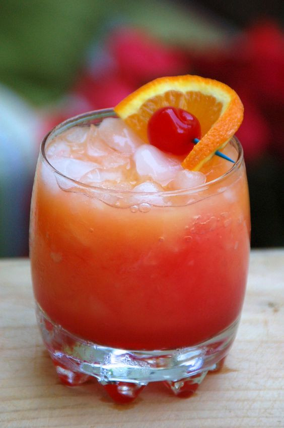 Champagne Drinks For Summer
 Summer Solstice Dawn Cocktail with Tequila Grenadine