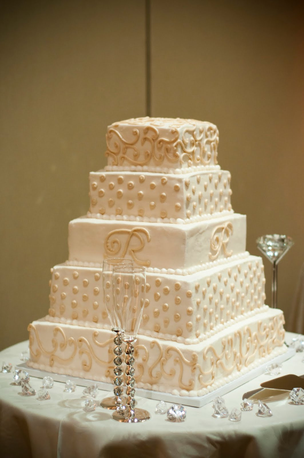 Champagne Wedding Cakes
 Champagne colored wedding cakes idea in 2017