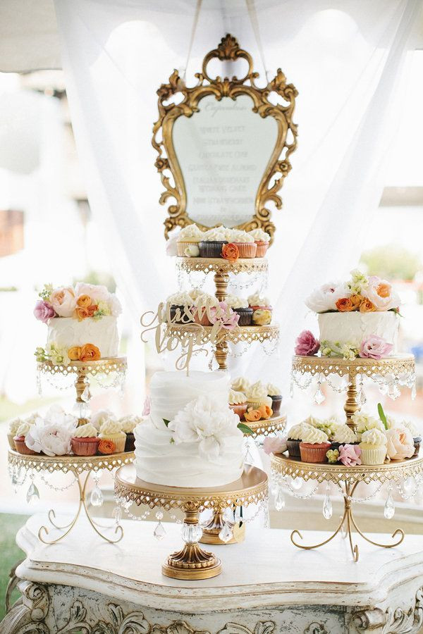 Chandelier Wedding Cakes
 Best 25 Chandelier cake stand ideas on Pinterest