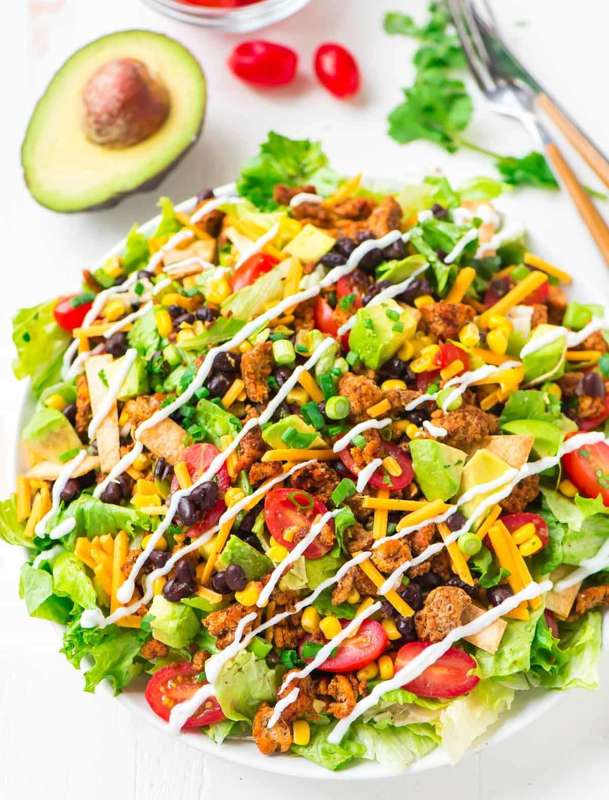 Cheap Healthy Salads
 Skinny Taco Salad with Ground Turkey and Avocado
