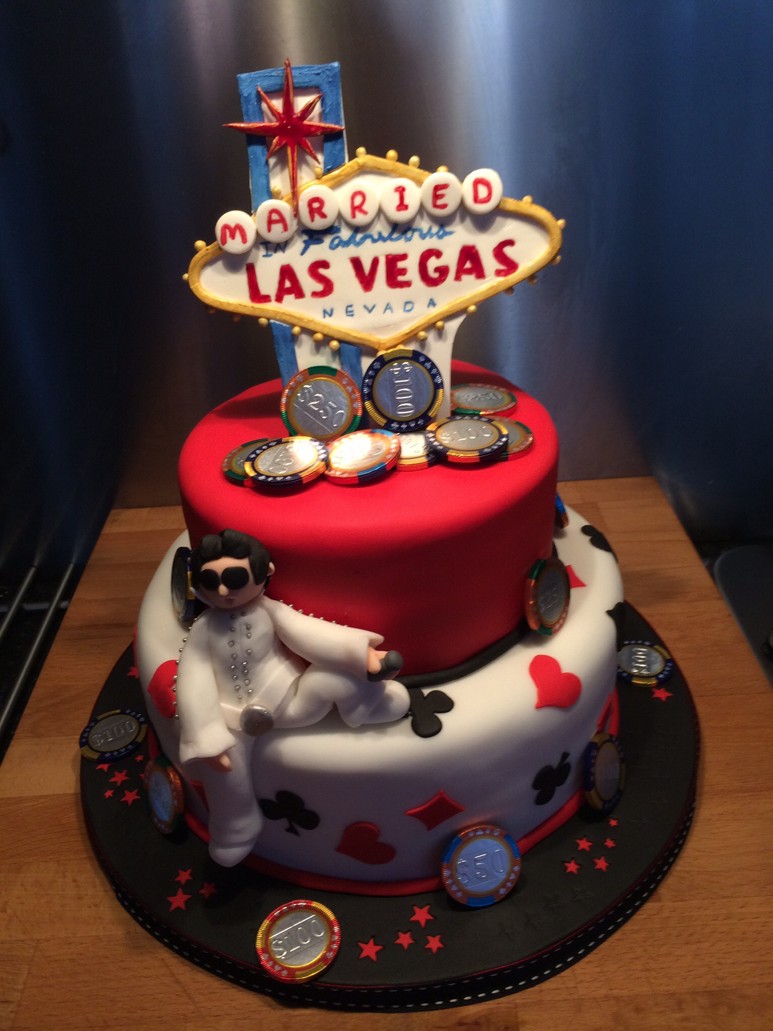Cheap Wedding Cakes Las Vegas
 Las vegas wedding cakes idea in 2017