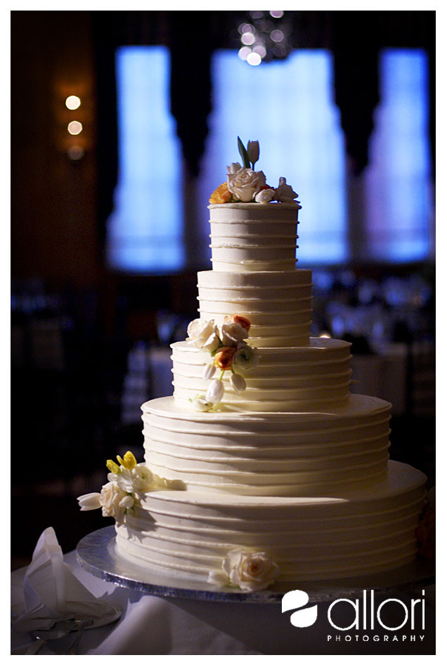 Chicago Wedding Cakes
 Chicago wedding cakes idea in 2017