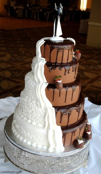 Chocolate And Vanilla Wedding Cakes
 Vanilla & Chocolate Frosting Wedding Cake s