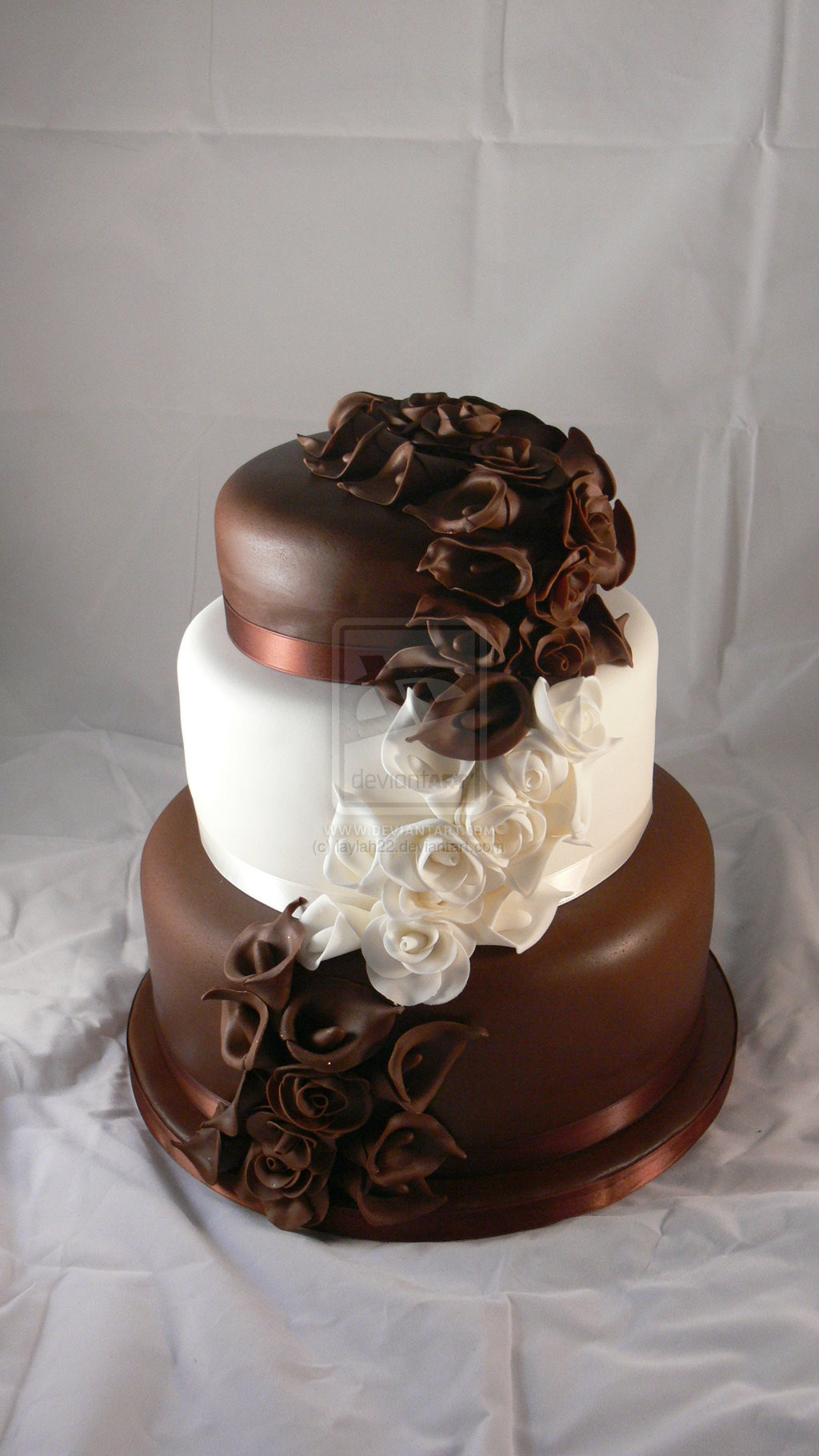 Chocolate And Vanilla Wedding Cakes
 chocolate and vanilla wedding cake by laylah22 on DeviantArt