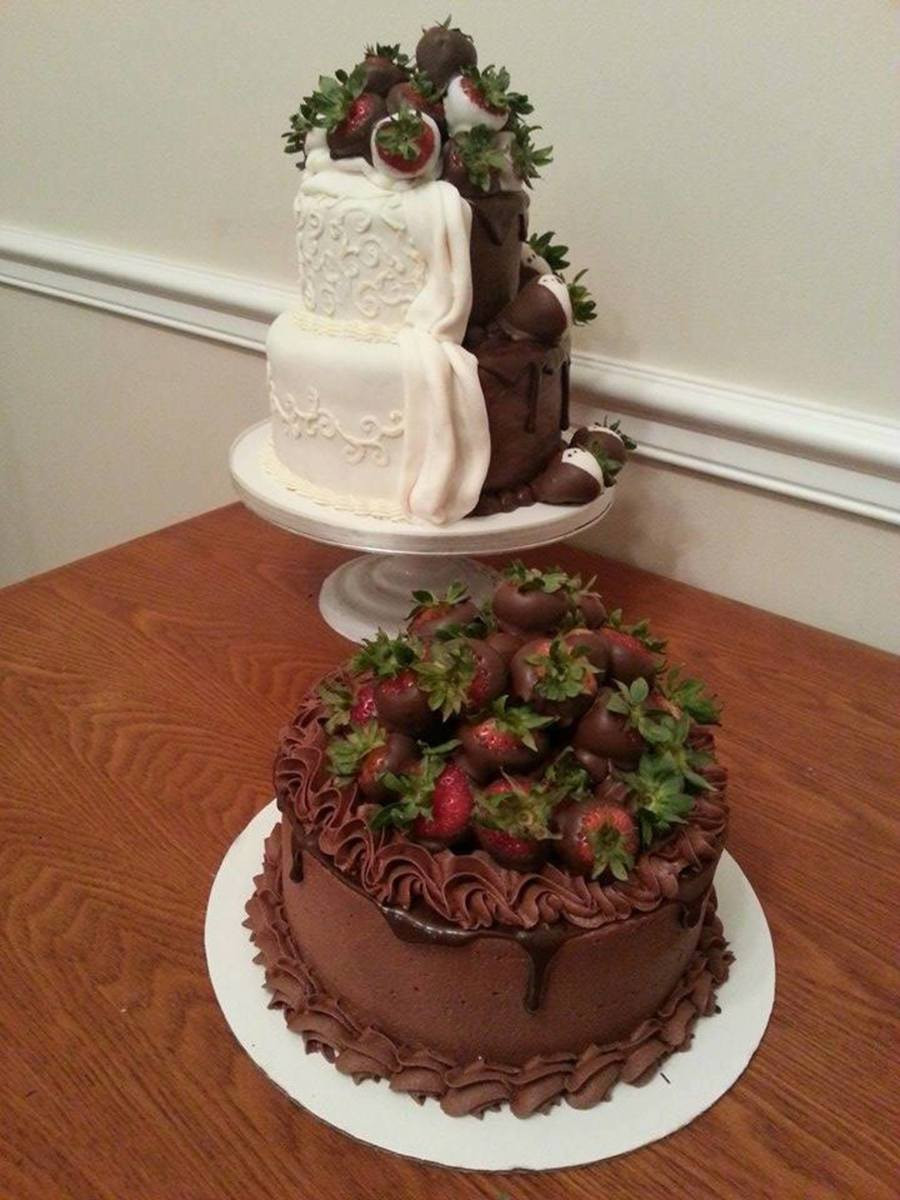Chocolate And Vanilla Wedding Cakes
 Vanilla Cake With Chocolate And Vanilla Mmf For The
