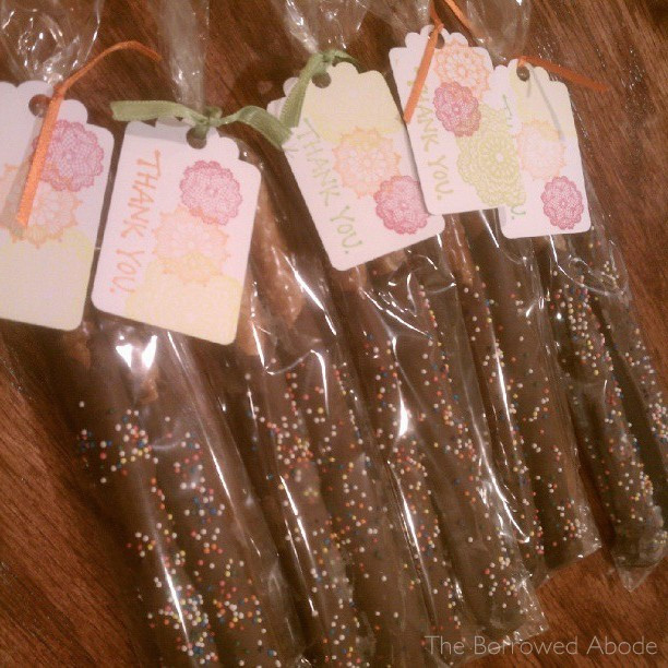 Chocolate Covered Pretzels Wedding Favors
 Chocolate Dipped Pretzels Edible Wedding Favors The