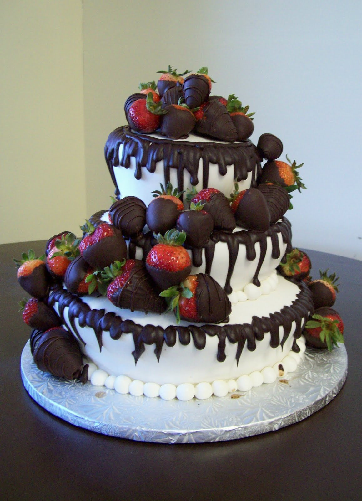 Chocolate Covered Strawberry Wedding Cake
 Wedding Cakes White Wedding Cakes With Chocolate