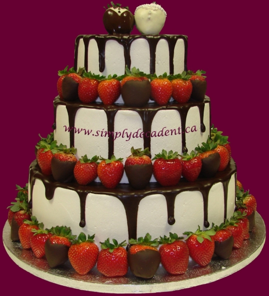 Chocolate Covered Strawberry Wedding Cakes
 Wedding Cake With Chocolate Dipped Strawberries And