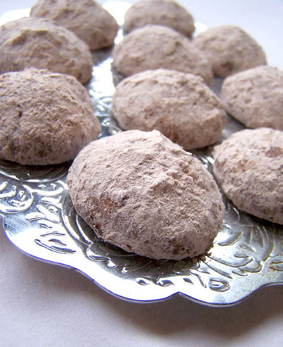 Chocolate Mexican Wedding Cookies
 Chocolate Filled Mexican Wedding Cookies Recipe Back to