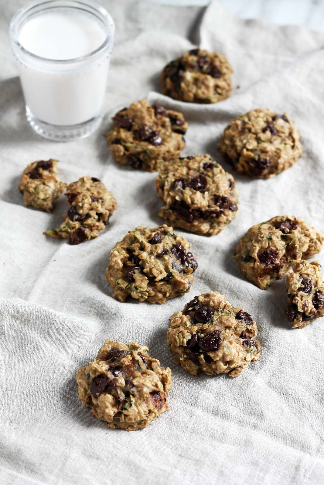 Chocolate Oatmeal Cookies Healthy
 Healthy Chocolate Chip Zucchini Oatmeal Cookies