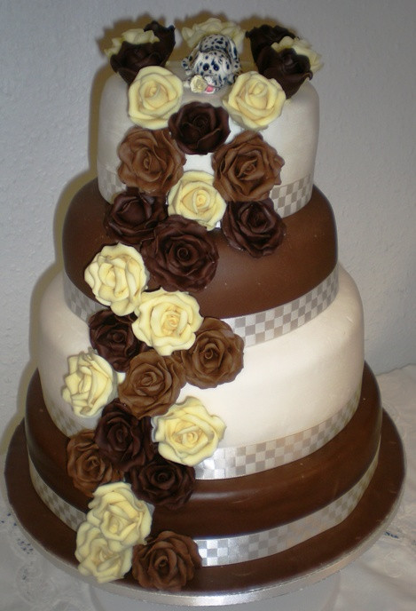 Chocolate Wedding Cake Recipe
 Chocolate Wedding Cupcakes Recipe — Dishmaps