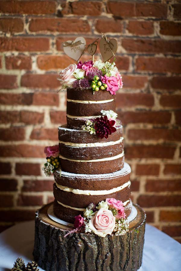 Chocolate Wedding Cakes
 18 Scrumptious Chocolate Wedding Cakes