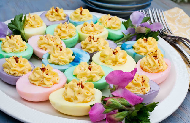 Colored Easter Deviled Eggs
 30 Creative Deviled Egg And Hard Boiled Egg Holiday Ideas