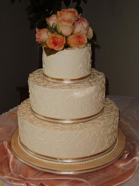 Columbus Wedding Cakes
 Bella Luna Cakes & Confections Columbus OH Wedding Cake