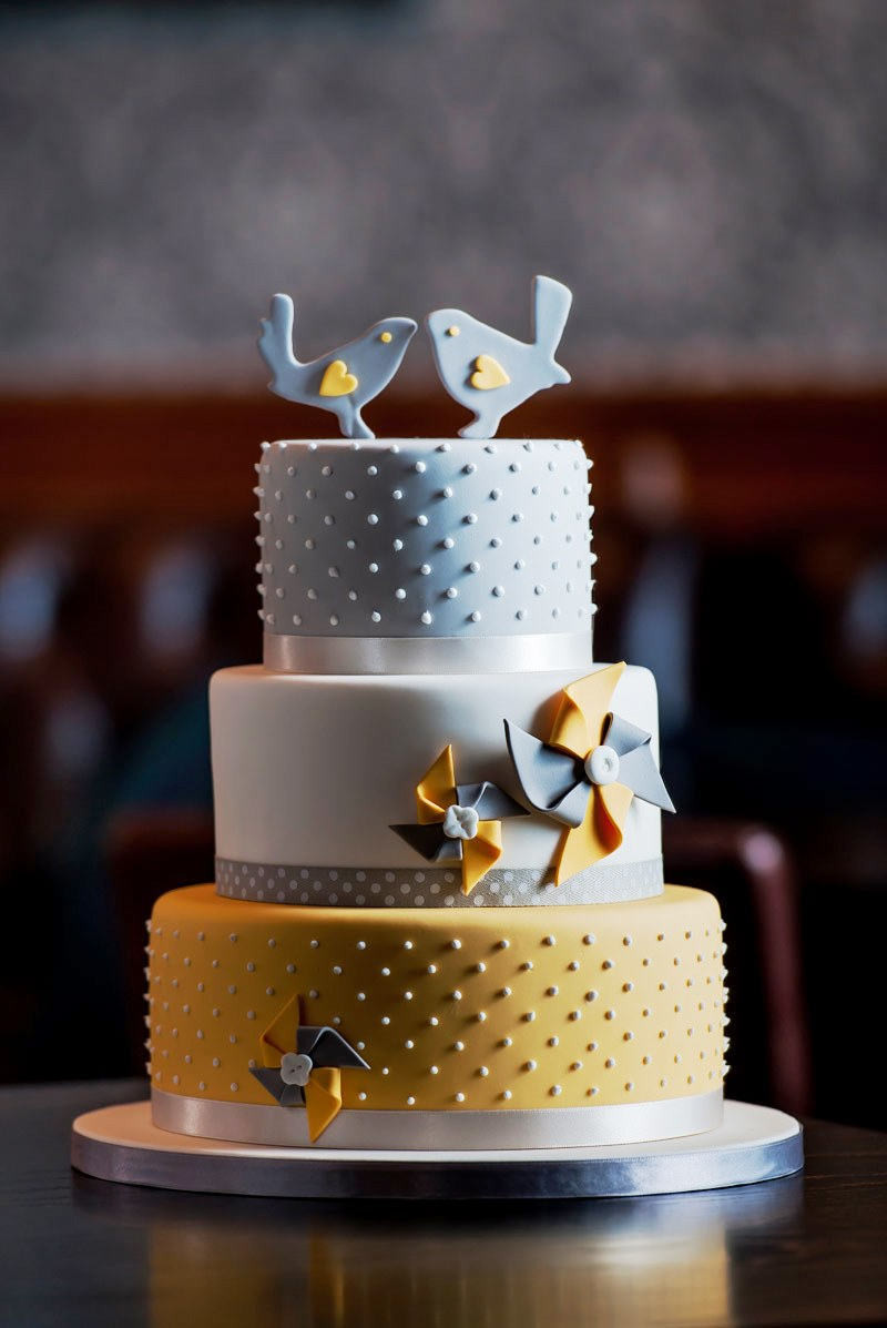 Contemporary Wedding Cakes
 Wedding Cakes in the French Alps