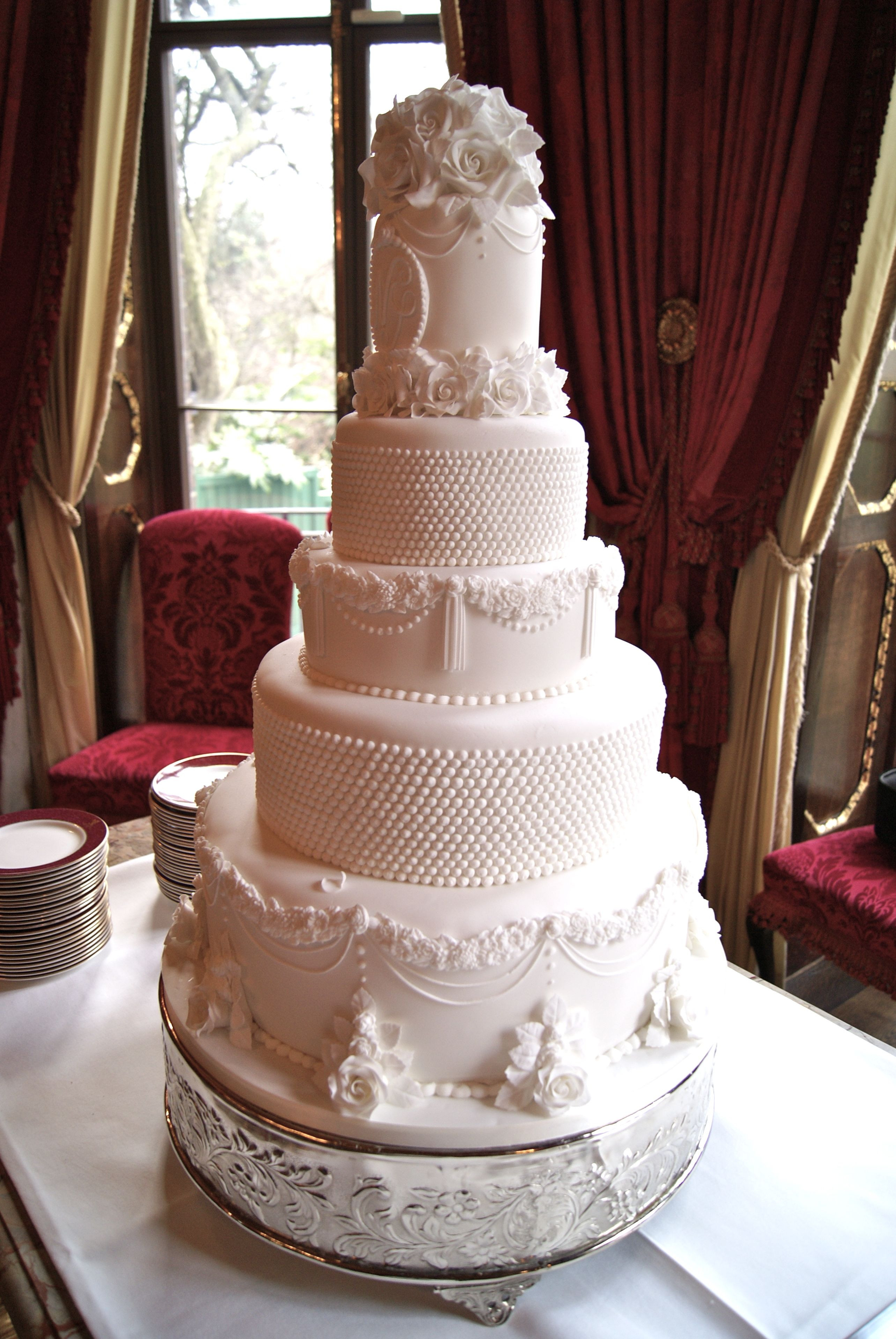 Cost Of Wedding Cakes
 What s the cost of a Wedding Cake Hall of Cakes