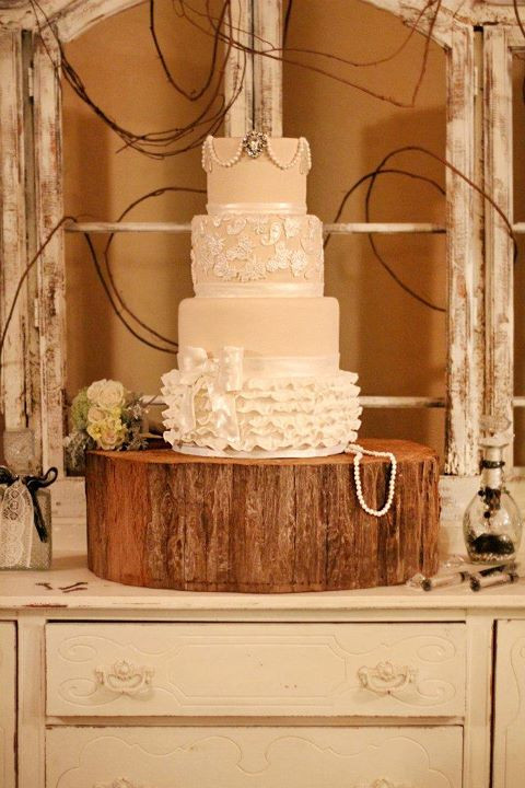 Country Chic Wedding Cakes
 Wendy Woo Cakes A Country Shabby Chic Wedding Cake