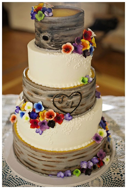 Country Themed Wedding Cakes
 Great Winter Wedding Cake Ideas For You and Your Partner