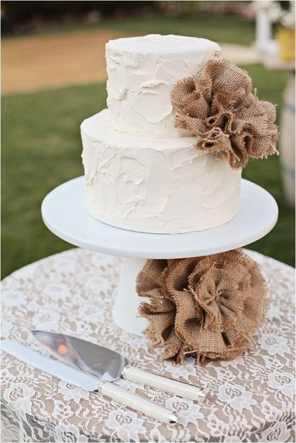 Country Wedding Cakes Ideas
 30 Burlap Wedding Cakes for Rustic Country Weddings